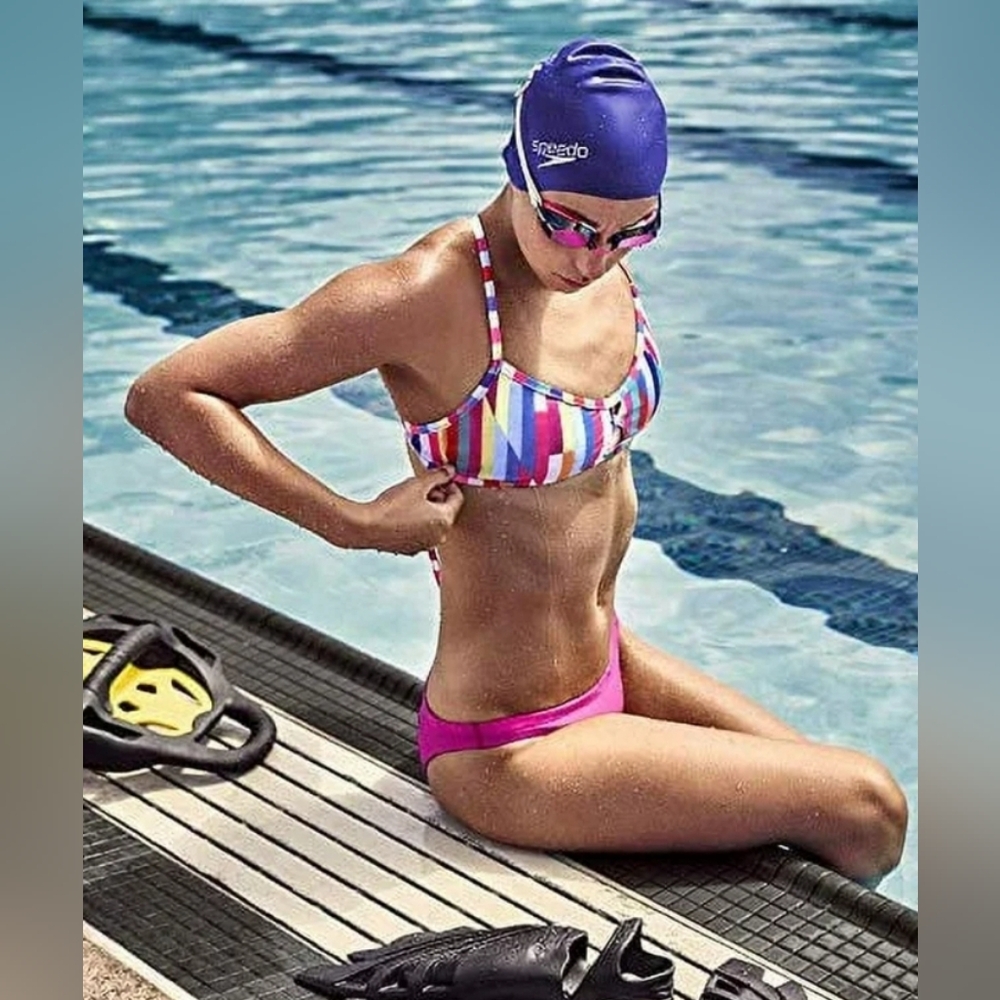 Speedo Adult Solid Silicone Swimming Dome Swim Cap - , One-Size Stretch Fit